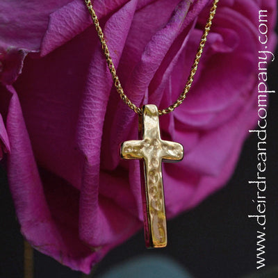 cross-necklace-in-gold-i-believe
