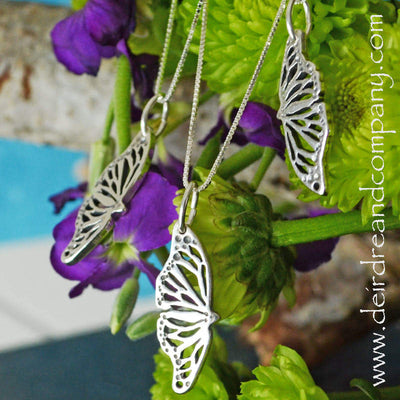 monarch-butterfly-necklace-silver
