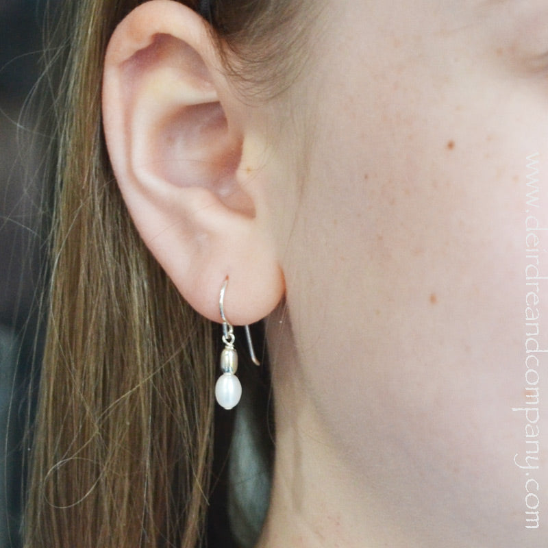 simple-pearl-earrings-tiny-sterling