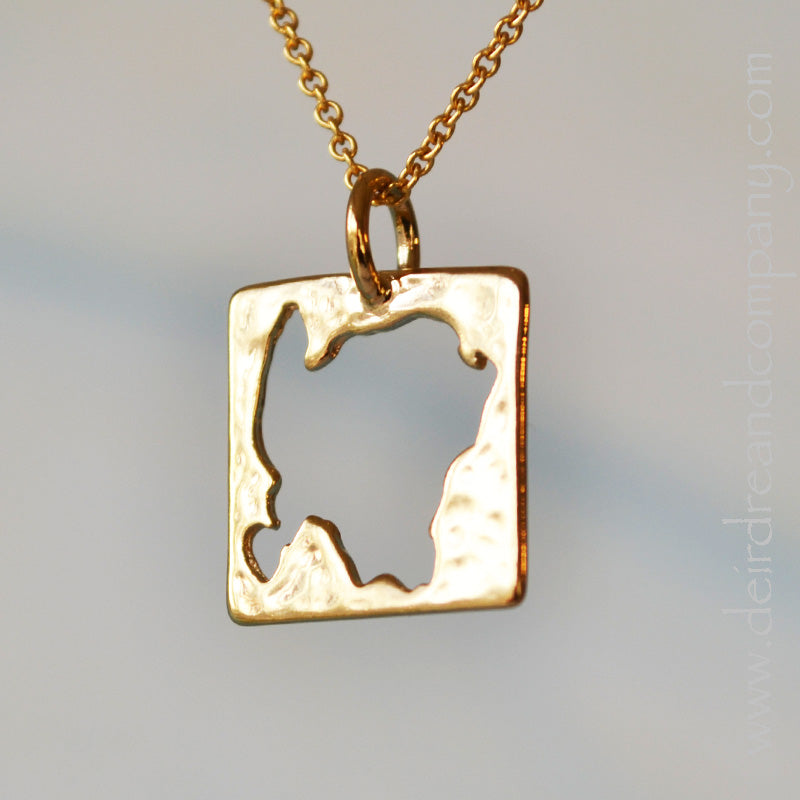 washington-island-necklace-gold