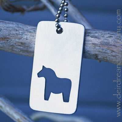 dala-horse-dog tag