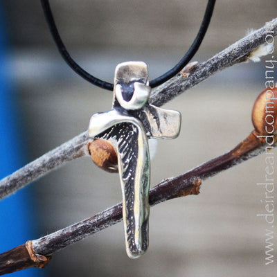 crucifix-i-am-with-you-always-silver-necklace-on-leather