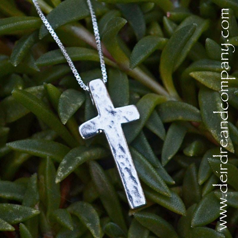 cross-necklace-in-silver-i-believe