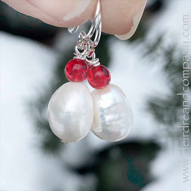Festive Bijoux Beaded Earrings with Pearls