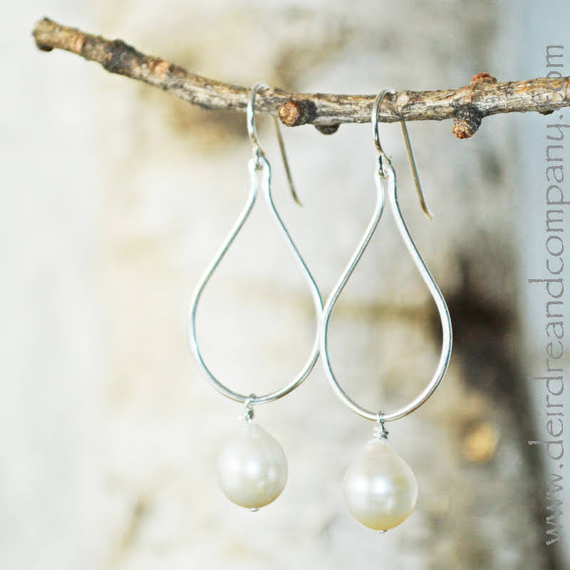delightful-drop-pearl-earrings