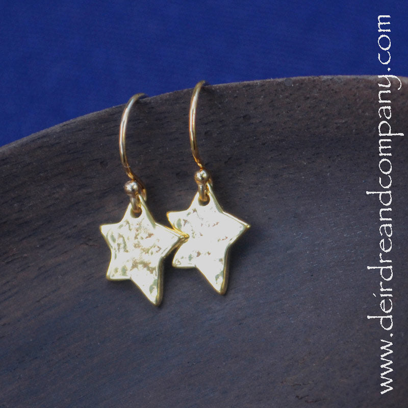 gold-star-earrings-shine-brightly
