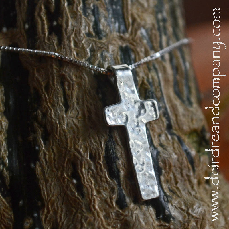 hammered-cross-silver-necklace-take-joy
